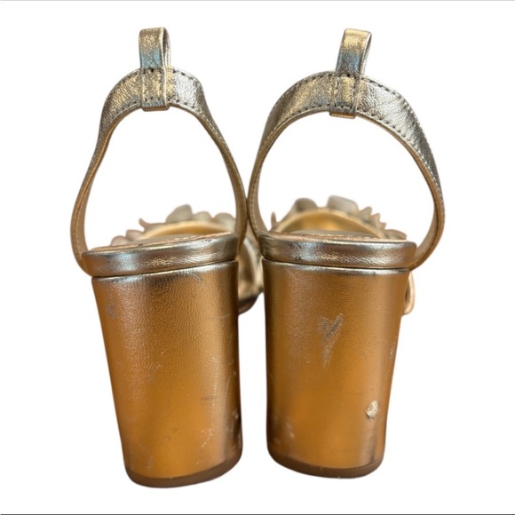 Lilly Pulitzer Elegant Gold Metallic Block Heel with Bow Embellishment Size 6 - Picture 8 of 8